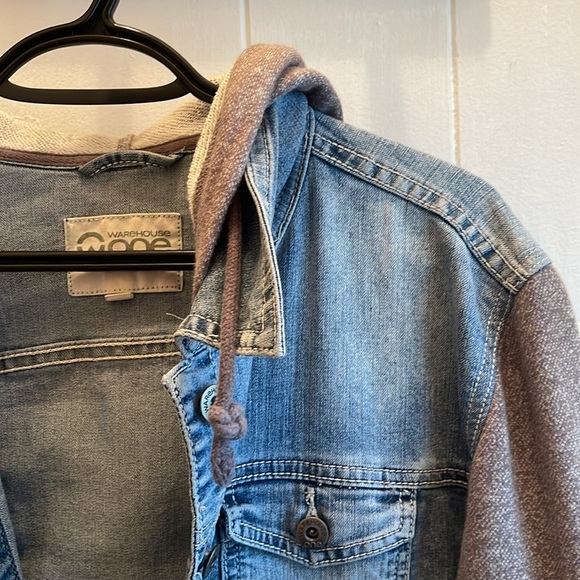 Two Toned Jacket - Picture 7 of 7